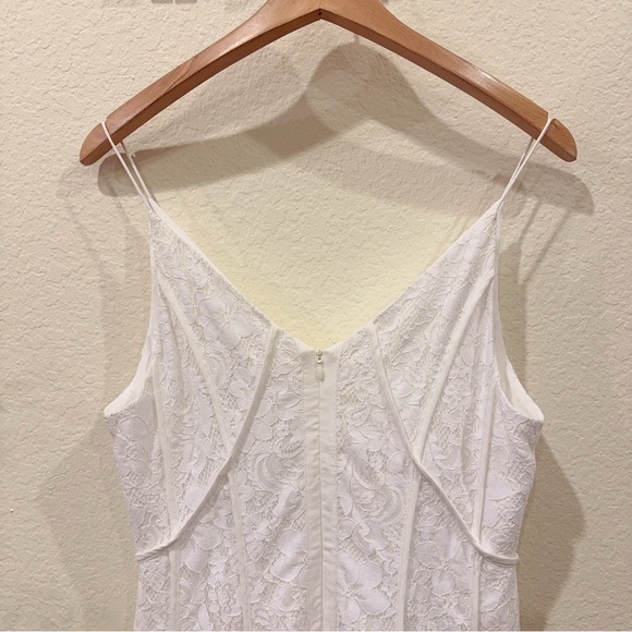 Keepsake the Label Dreamers Lace Gown in Ivory White Size M/L NWT Wedding Bridal - Picture 6 of 9